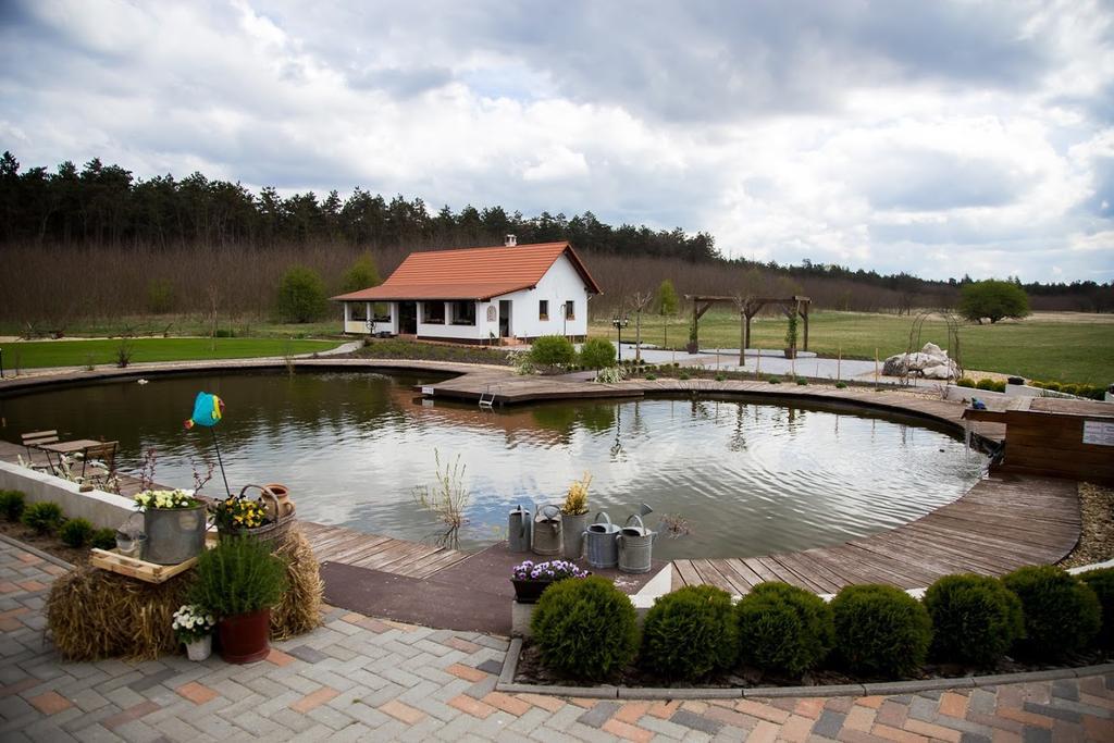 Hotel Deak Udvarhaz Kakucs Exterior foto